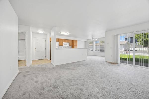 $1,710 / 2br - 1028ft2 - Acceso fácil a la autopista 12, rodeado de lugares favoritos locales (2222 East Isaacs Avenue, Walla Walla, WA 99362)63662908636803123