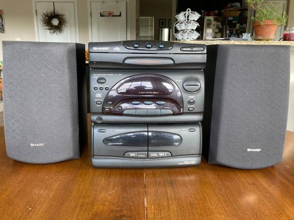 Sharp CD and Cassette Player 1