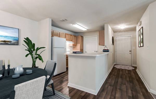$1,421 / 2br - 1150ft2 - Great space for you! Affordable 2 BR / 2 BA for rent! 1150 Sq Ft! (Covington)63963857824130124