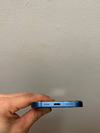 iPhone 12 64 GB completamente desbloqueado - $290 (Brooklyn)63470097355265124