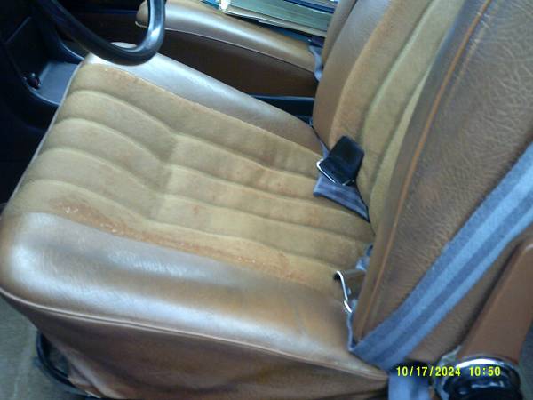1972 MERCEDES BENZ 200D DE 4 PUERTAS - DIÉSEL - $2.495 (Seattle/Lake City)63470887355905123
