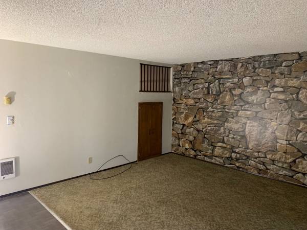 $1,300 / 2br - 1200ft2 - Townhouse Style Duplex for Rent (Cottage Grove)63977278970499121