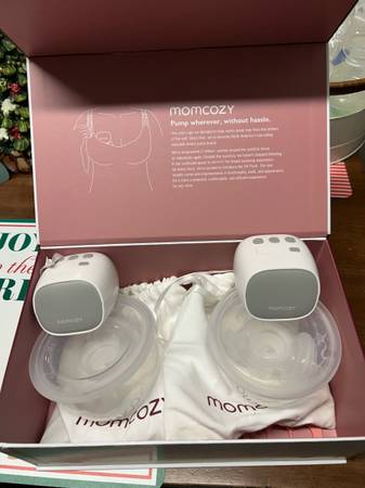 Momcozy Wearable Pump 1