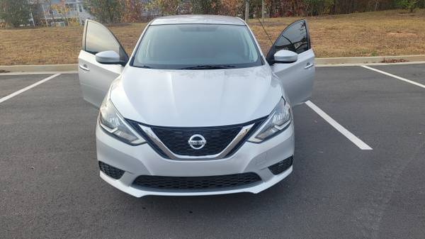 2018 Nissan Sentra 4cyl con cámara bluetooth extra limpio sin problemas funciona excelente - $5,500 (Loganville)63620112183425120