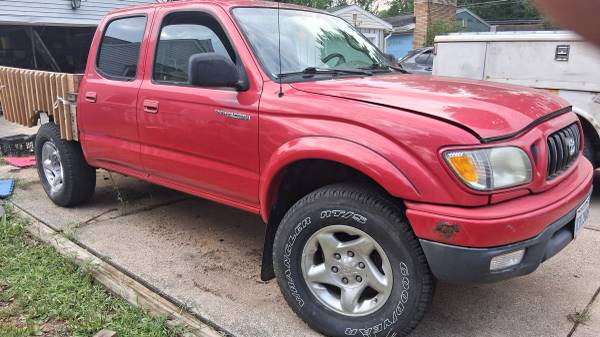 2004 Toyota Tacoma sr5 prerunner - $3,200 (Akron ohio)63436134808451122