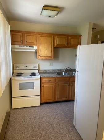 $700.00 / 1br - 750ft2 - 905 Illini Ave63700508785667124