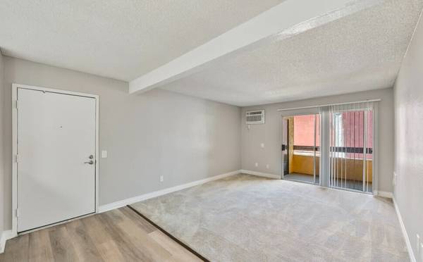 $2,899 / 3br - 1117ft2 - In West Covina, Wall unit Air Conditioning, 3B/2B63812226429827120