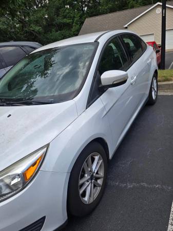 2016 Ford Focus SEL FLEX FUEL - $1,900 (Cumming)63620621029505121