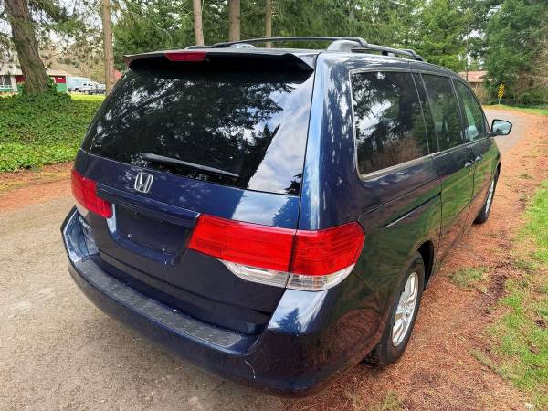 2009 Honda Odyssey - ¡Financiamiento disponible! - $5500.00 (Puyallup WA)63441918604035124
