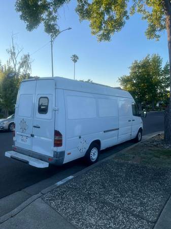 🚐 Fully Converted Sprinter Van – House on Wheels! 🛏️🍳 - $10,456 (cupertino)63654703826307121
