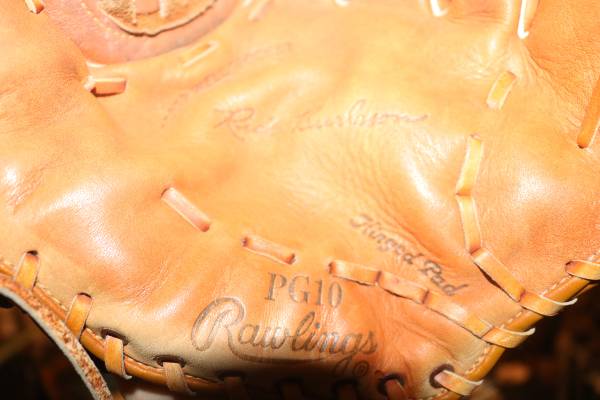Guante Rawlings pg10 para softbol y béisbol de 12 pulgadas, mano derecha - $30 (Olympia)63435992580993124