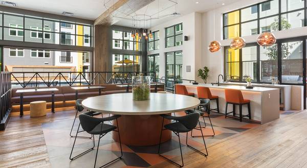 $2,894 / 1br - 600ft2 - Bright 1BR at The Julian: Modern Kitchen, Pool, Gym, Rooftop Lounge (san jose downtown)63834323761411122