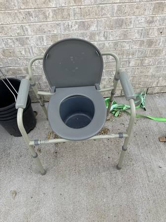 Bedside commode 1