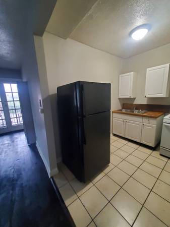 $999 / 1br - 600ft2 - Clifton area 1-bdrm Pet-friendly! 2532 Highland (Corryville)63974470177922123