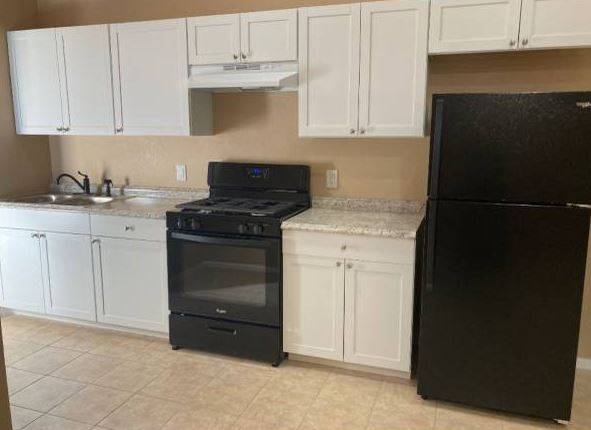 $990 / 2br - 2-bedroom, 1-bathroom single-family home (Long Beach, CA)63701186143363122