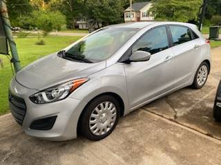 Hyundai elantra GT - $3,800 (Powder Springs GA)63621191393409120