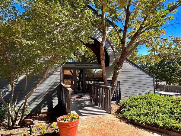 $955 / 1br - 781ft2 - Wood Burning Fireplace, Guaranteed Maintenance Service, BBQ Grills (Union Schools)63806170913537121