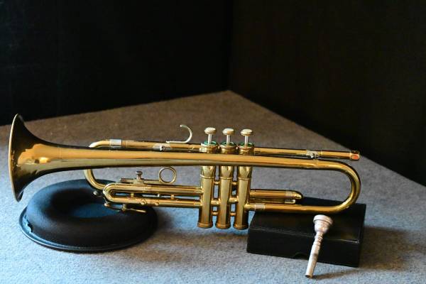 Olds Ambassador Trumpet 1