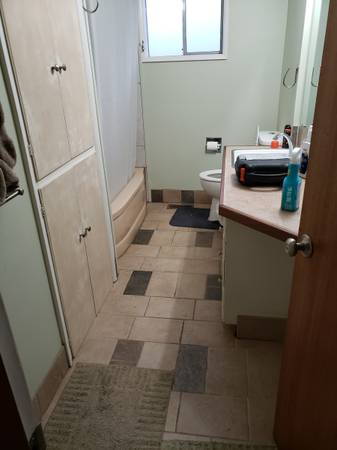 $2,400 / 4br - 1492ft2 - 4 bedroom close to college (Monmouth)63660394926723123
