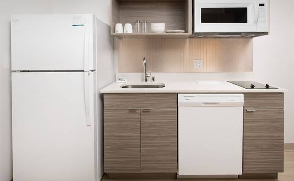 $1,960 / 1br - ¡Actúa rápido! Disponibilidad limitada - Sin contrato, sin depósito (7045 180th Ave NE, Redmond, WA)63808035696259123