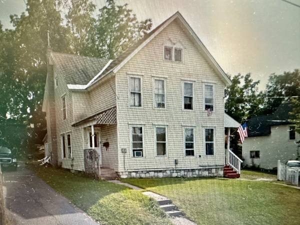 $750 / 3 habitaciones - Casa de dos familias con 3 habitaciones y opción de compra (Watertown, NY)