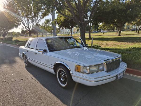 1991 Linclion Executive 1