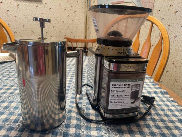 Coffee grinder + French Press 1