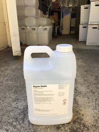 containers for storing liquid and etc 1