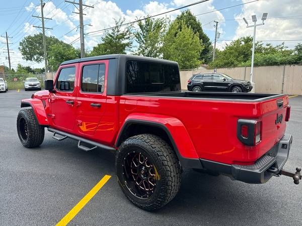 2021 Jeep Gladiator Sport - $26,995 (Oak Lawn, IL)63618919665921121