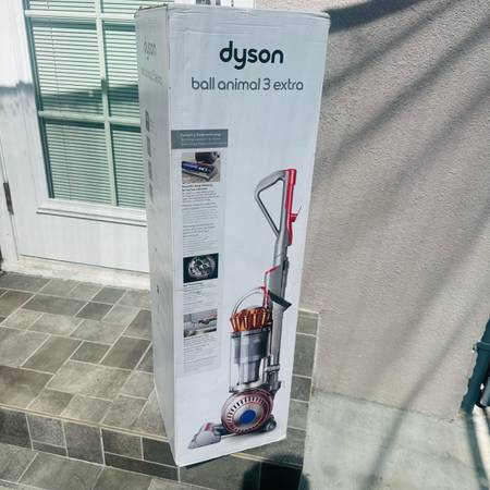 Dyson Ball Animal 3 Extra Upright Vacuum Cleaner 1