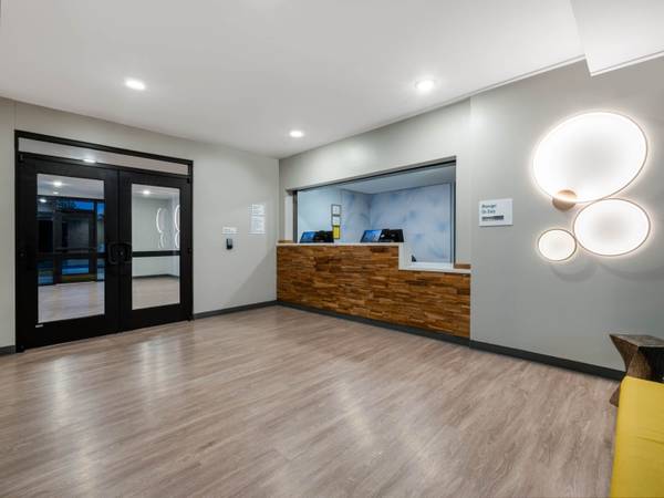 $1,650 / 1br - TTY Devices for Guest Use, EV Charging, Express Check-out (490 W Blackstock Rd, Spartanburg, SC)63661238786689122