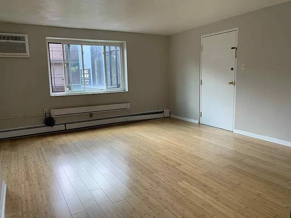 $1,799 / 2br - Shadyside – 2BR Apartment at James Manor! Affordable & Convenient ✨ (Shadyside, Pittsburgh)64013532651521123