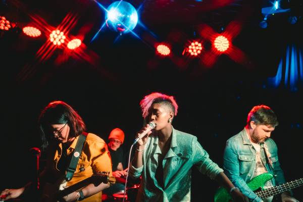 DC Dreampop/Indie Rock band seeking Guitarist 1