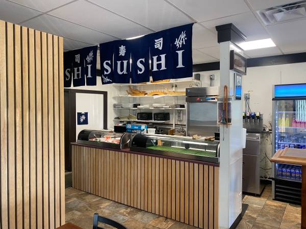$2,500 RESTAURANT FOR SALE/LEASE (Kenosha, WI)63774393784193124