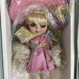 NEW MARIE OSMOND PORCELAIN DOLL EASTER BONNET ON IT ADORA BELLE 1