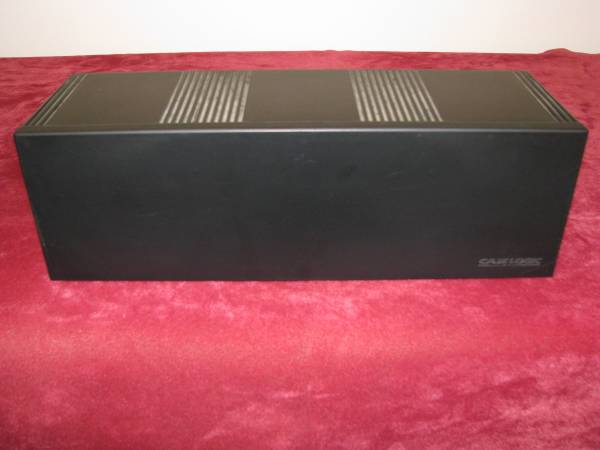 ESTUCHES PARA CD CON PUERTAS ABATIBLES (2) - Cada uno almacena 30 CD - $15 (Oak Lawn)63471434259457122