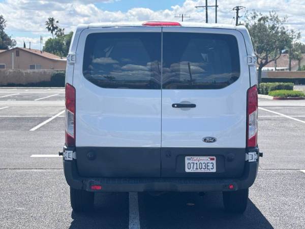 2018 Ford Transit 250 3dr - Photo 6