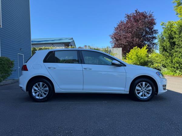 One Owner 2017 Volkswagen Golf TSI S<< Very Clean - $11,995 (Daily Deals Auto Sales Lynnwood)63623310674691124