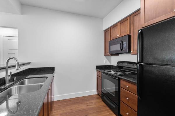 $1,755 / 2 habitaciones - 1102 pies² - Sala con chimenea, microondas, aire acondicionado, admiten mascotas (3003 Queensgate Drive)63662908671617124