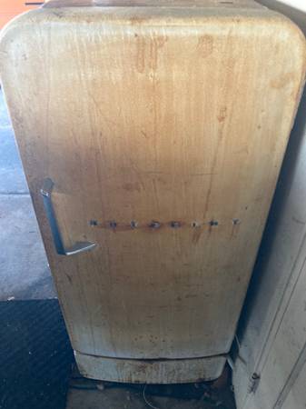 1950’s hotpoint refrigerator classic 1