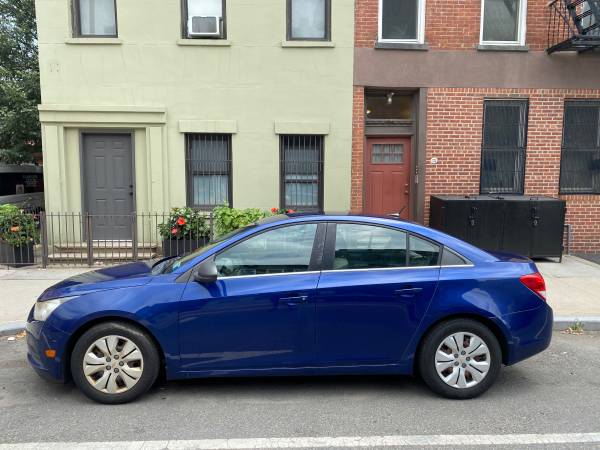 2012 Chevrolet Cruze LT 4cyl automatic 1.8 - $1,900 (Downtown Brooklyn)63654709369857121