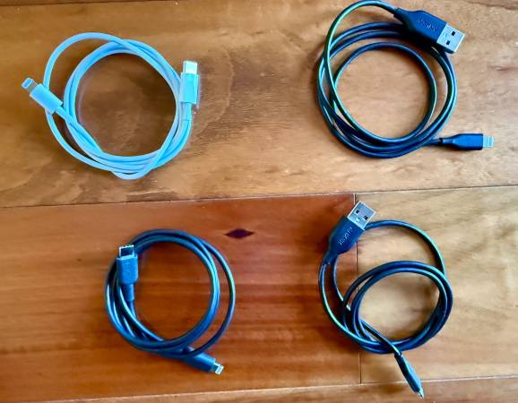 USB-Lightning cables 1