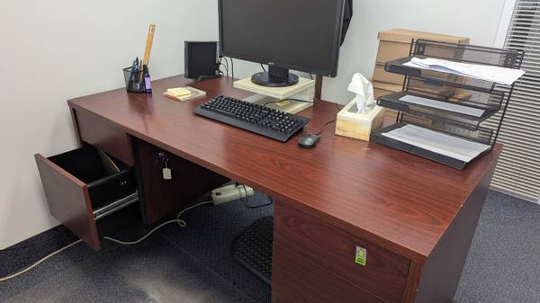 Nice Small Brown Office Desk. Arrange for pickup at your expense. 1