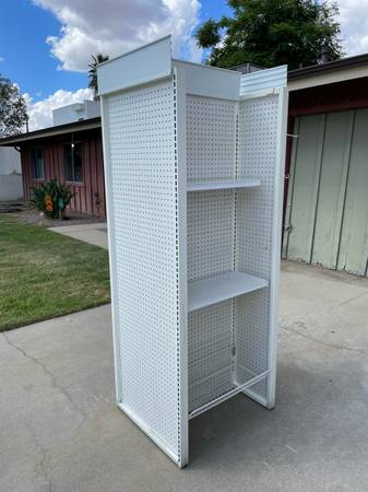 H-Peg Board Display 1