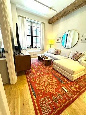 Ideal Brooklyn Sublet! Dumbo, next to L. Nov 15th – March 29th

$2,500

                        Dumbo