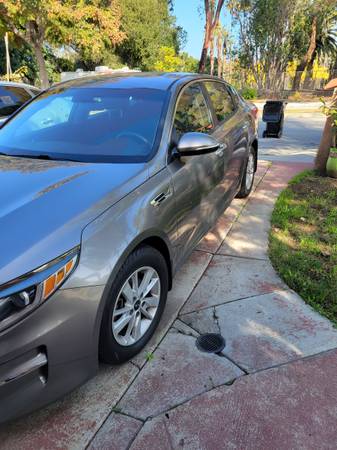 2017 KIA OPTIMA FE 1