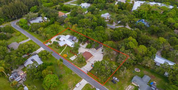 $675,000 / 3br - 6479ft2 - Let's Make a Deal/ Motivated Seller.🏡Unique White City Estate (White City)63867048842241121