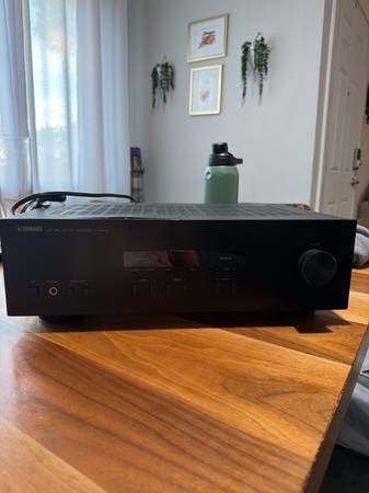 Yamaha bluetooth stereo receiver 1