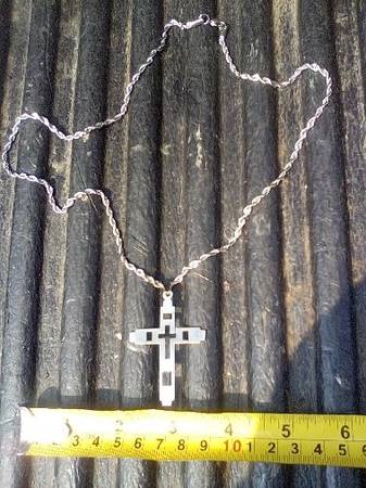 silver plated cross and chain ~ near new 1