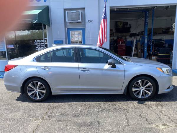 2017 SUBARU LEGACY 3.6R LIMITED AWD SEDAN - $12,587 (Virginia Beach)63621742547331123
